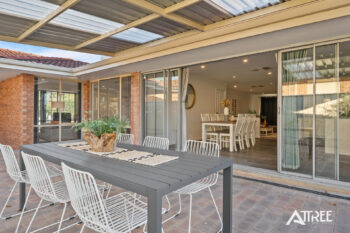 Listing image for 4 Ferntree Close, Thornlie  WA  6108