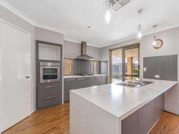 Listing image for 20 Kersley Loop, Harrisdale  WA  6112