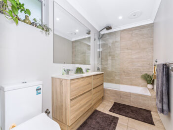 Listing image for 15 Empire Way, Thornlie  WA  6108