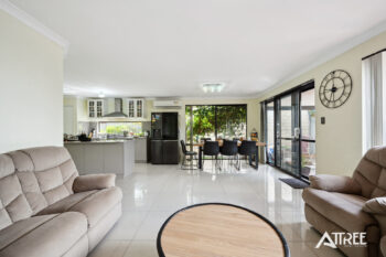 Listing image for 33 Portsmouth Way, Harrisdale  WA  6112