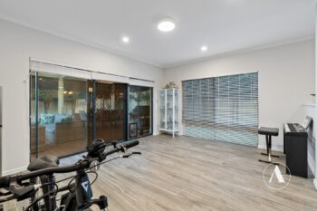 Listing image for 44 Excelsior Drive, Canning Vale  WA  6155
