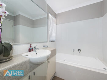 Listing image for 4 Silvershot Avenue, Harrisdale  WA  6112