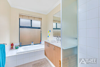 Listing image for 44 Clover Approach, Seville Grove  WA  6112