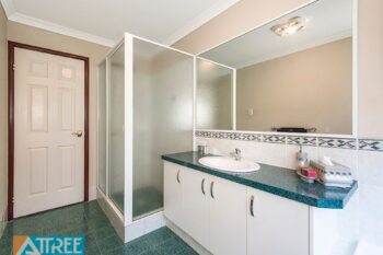 Listing image for 9 Grafton Court, Canning Vale  WA  6155