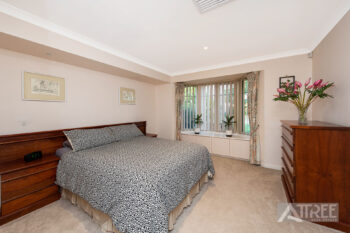 Listing image for 13 Valleyview Trail, Canning Vale  WA  6155