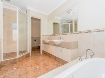 Listing image for 5 Tarn Drive, Canning Vale  WA  6155