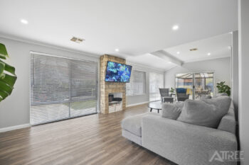 Listing image for 33 Hartwell Parade, Jandakot  WA  6164