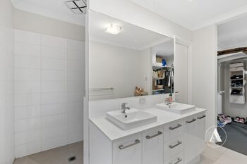 Listing image for 3 Glenora Way, Harrisdale  WA  6112