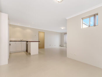 Listing image for 1/35 Barfield Road, Hammond Park  WA  6164