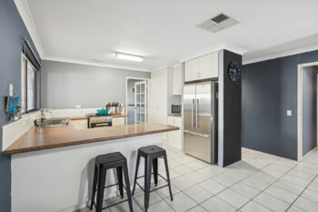 Listing image for 6 Paringa Place, Gosnells  WA  6110