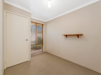 Listing image for 4/33 Chesterton Road, Bassendean  WA  6054