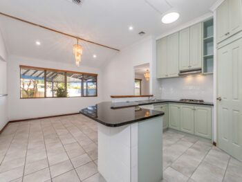 Listing image for 322 Knutsford Avenue, Kewdale  WA  6105