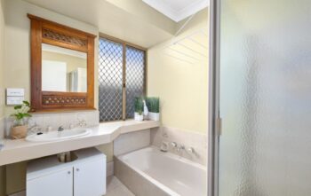 Listing image for 33 Gracechurch Crescent, Leeming  WA  6149