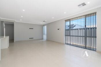 Listing image for 8 Malurus Way, Wellard  WA  6170
