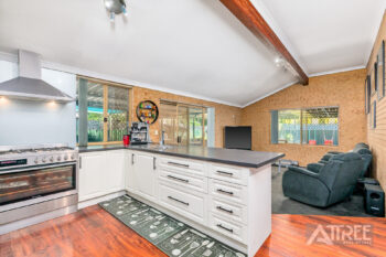 Listing image for 15 Wyton Place, Gosnells  WA  6110