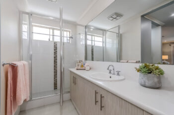 Listing image for 8 Nesbit Drive, Haynes  WA  6112