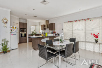 Listing image for 11 Churchill Green, Canning Vale  WA  6155