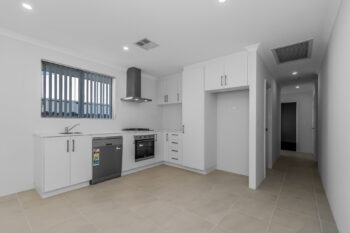 Listing image for 14B Hibiscus Street, Hammond Park  WA  6164