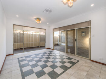 Listing image for 322 Knutsford Avenue, Kewdale  WA  6105