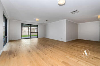 Listing image for 25 Woorabinda Rise, Lakelands  WA  6180