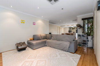 Listing image for 4/194 Boardman Road, Canning Vale  WA  6155