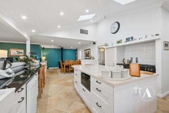 Listing image for 16 Durness Place, Canning Vale  WA  6155