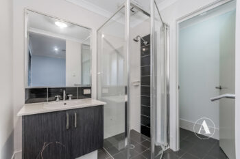 Listing image for 1 Bristow Street, Haynes  WA  6112