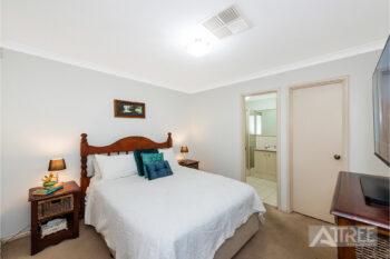 Listing image for 1/7 Lester Drive, Thornlie  WA  6108