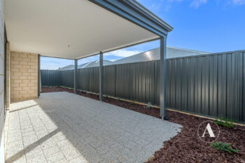Listing image for 7A Kembla Way, Lakelands  WA  6180