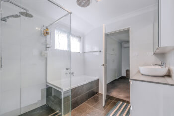 Listing image for 5 Degrey Close, Gosnells  WA  6110