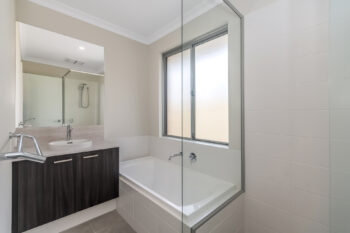 Listing image for 5 Somerset Way, Lakelands  WA  6180