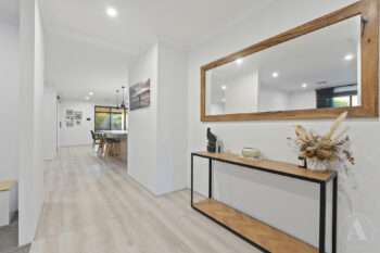 Listing image for 21 Peridot Street, Treeby  WA  6164