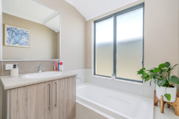 Listing image for 6 Alata Grove, Byford  WA  6122