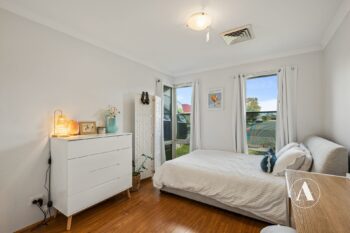 Listing image for 7 Randwick Bend, Harrisdale  WA  6112