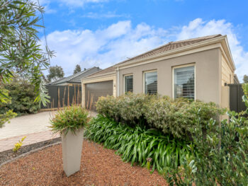 Listing image for 8 Olsen Bend, Harrisdale  WA  6112