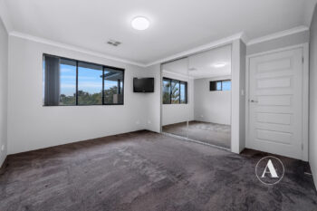 Listing image for 7 Bentwood Close, Thornlie  WA  6108