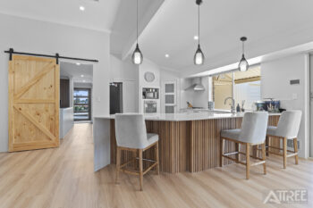 Listing image for 21 Lucas Loop, Canning Vale  WA  6155