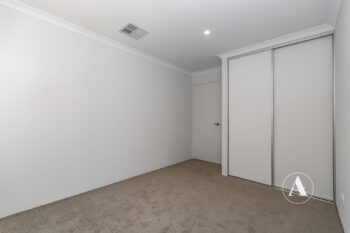 Listing image for 21 Somerset Way, Lakelands  WA  6180