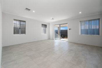 Listing image for 8 Capitola Way, Madora Bay  WA  6210