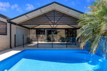 Listing image for 10 Pinewood Walk, Canning Vale  WA  6155