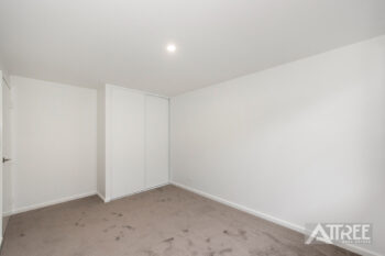 Listing image for 35 St Tropez Gardens, Piara Waters  WA  6112