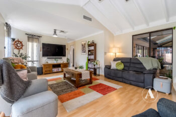 Listing image for 102 Brown Crescent, Seville Grove  WA  6112