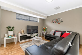 Listing image for 40 Veterans Drive, Byford  WA  6122