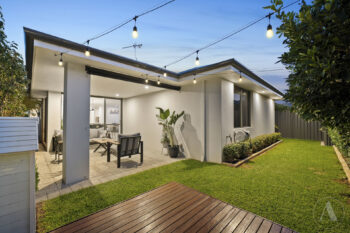Listing image for 21 Peridot Street, Treeby  WA  6164