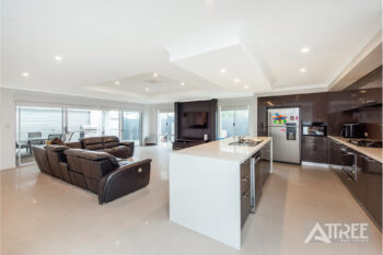 Listing image for 31 Philadelphia Parade, Canning Vale  WA  6155