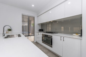 Listing image for 40 Middle Parkway, Canning Vale  WA  6155