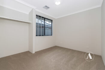 Listing image for 11 Dudbrook Way, Dudley Park  WA  6210
