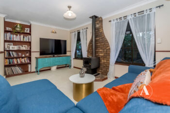 Listing image for 4 Tweed Close, Camillo  WA  6111