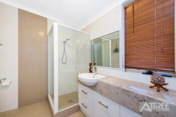 Listing image for 11 The Crest, Canning Vale  WA  6155