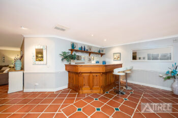 Listing image for 7 Aspera Close, Canning Vale  WA  6155